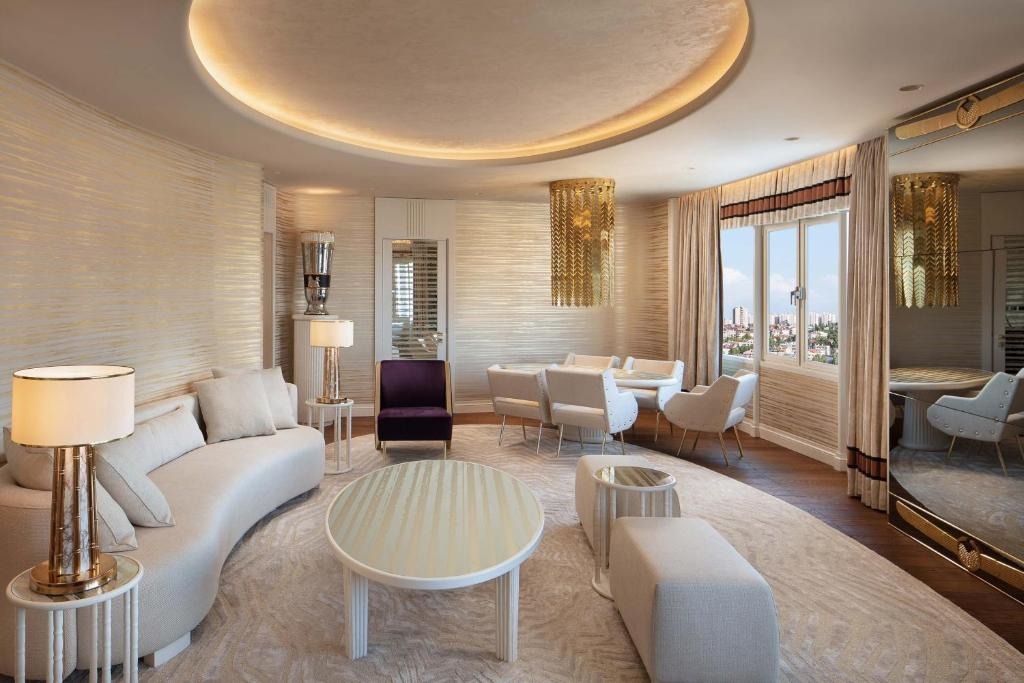 هتل شرایتون کانونشن سنتر